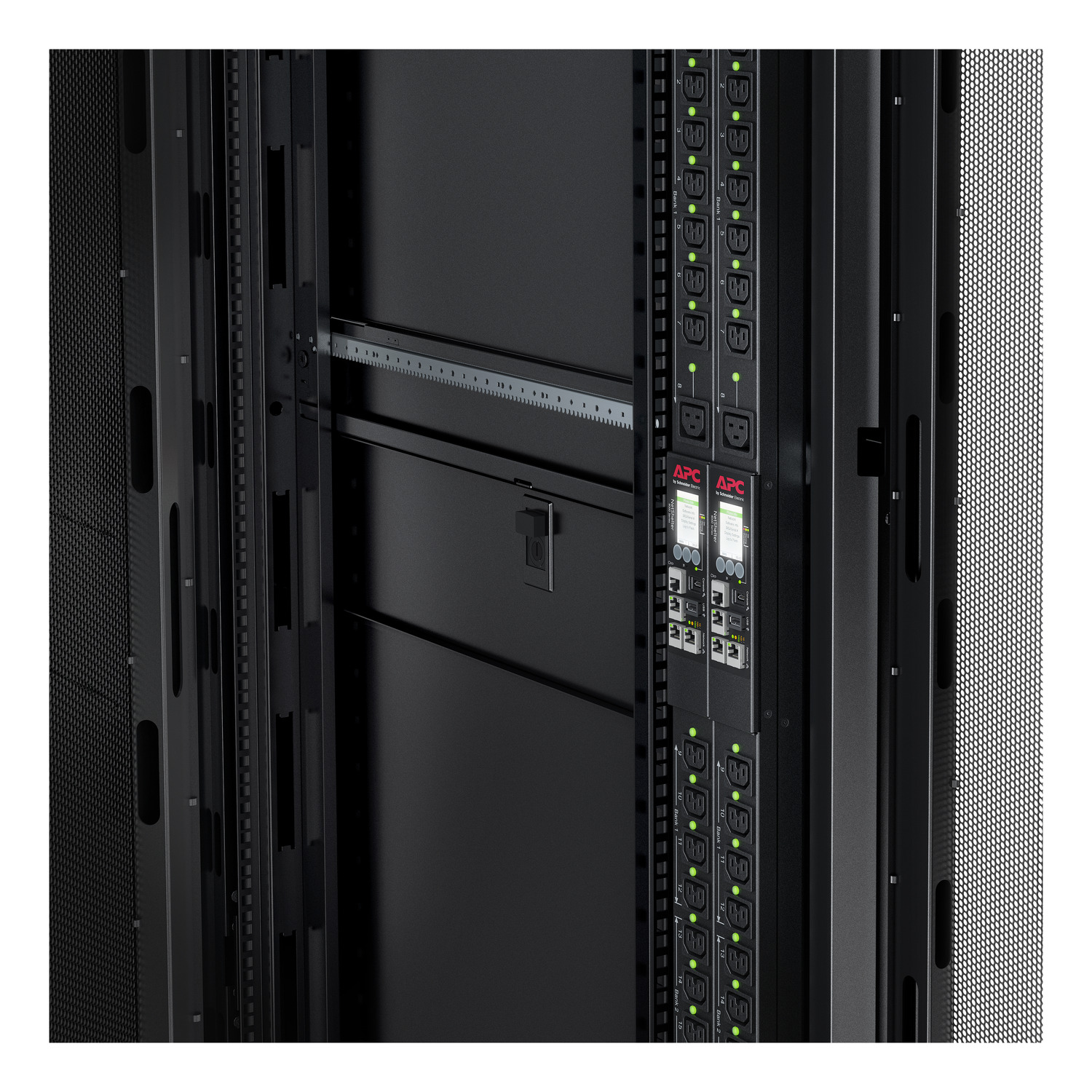 APC NetShelter Rack PDU ��ǰ